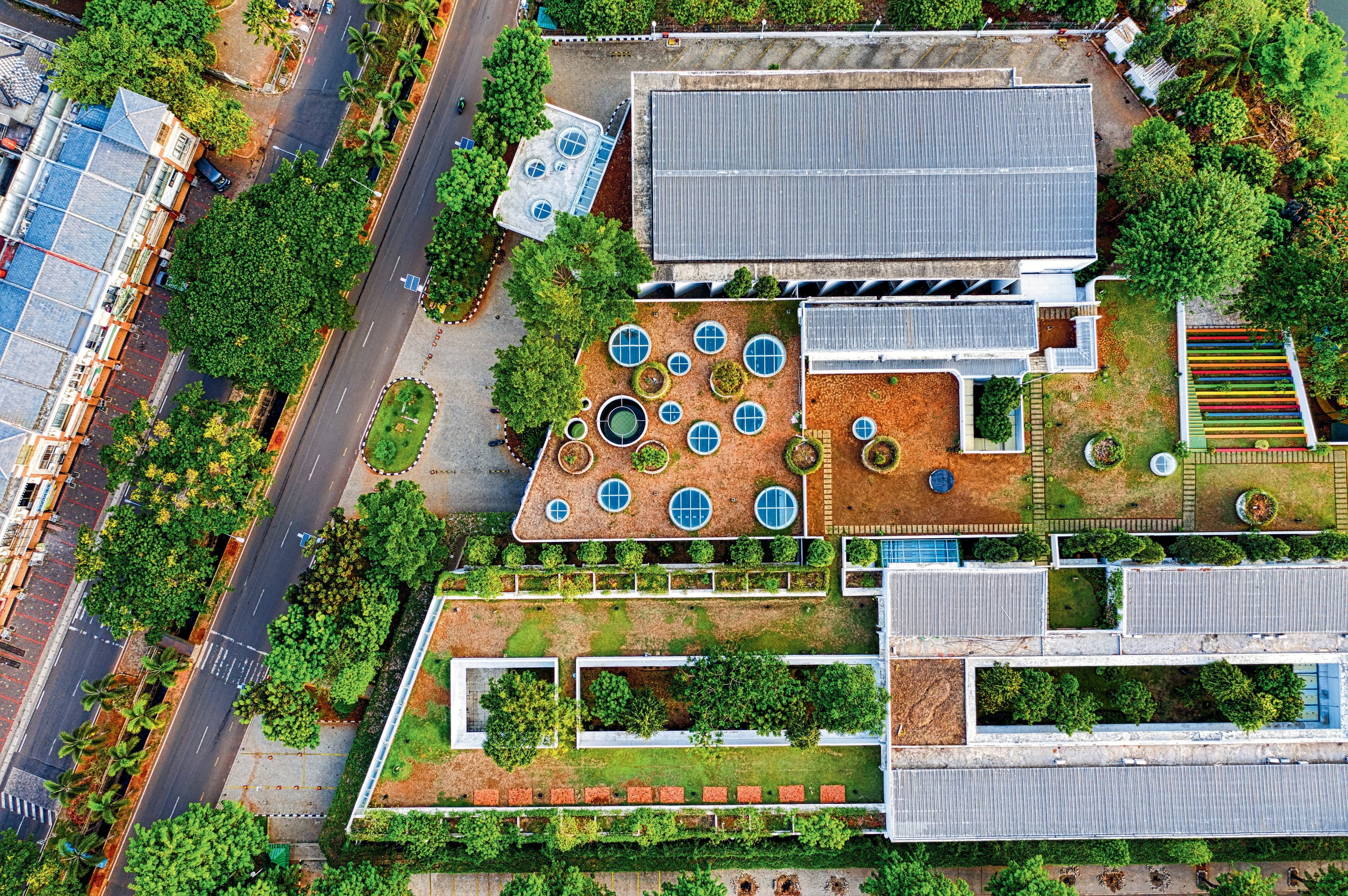 Sustainable Office Complex